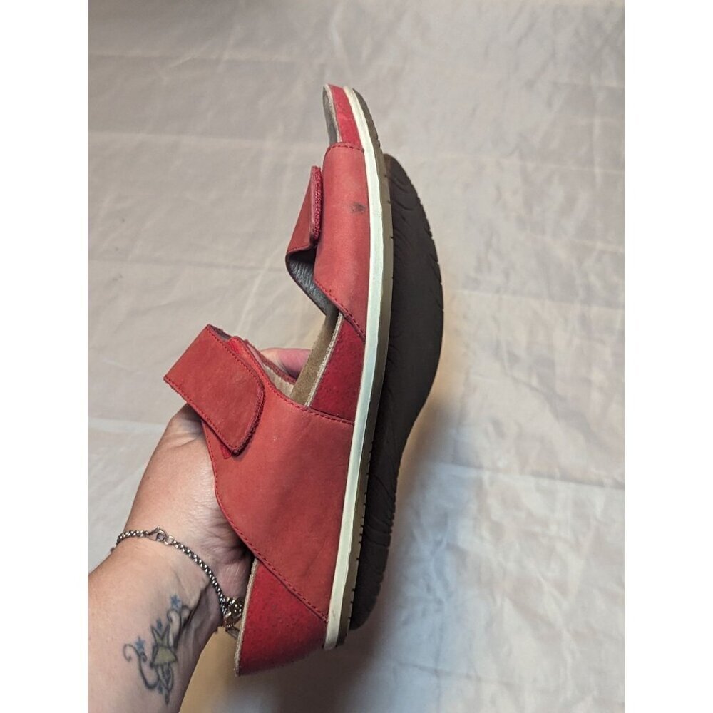 Dansko Maddy Milled Red Nubuck Womens SZ 39/8.5 Slip On Slide Sandals - Picture 8 of 16
